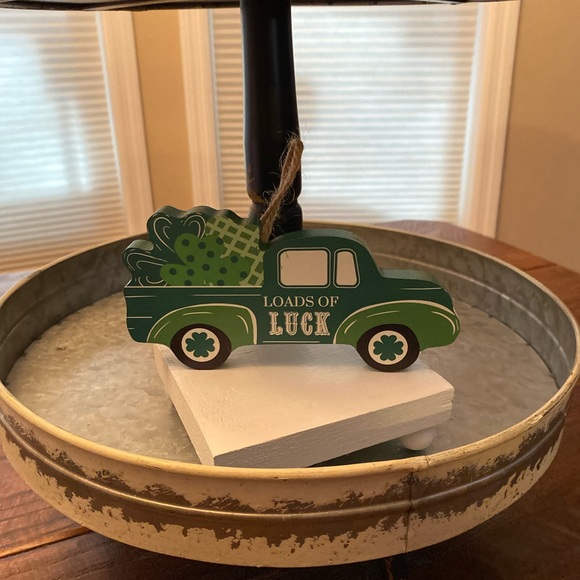 St. Patricks Day Tier Tray Decor Set Of 2, Farmhouse Gnome Truck & Shamrocks - Picture 9 of 16
